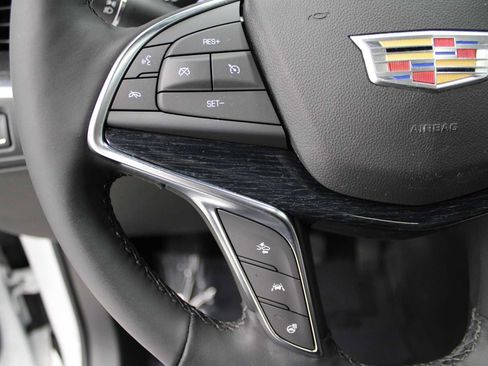 Used 2022 Cadillac XT5 Premium Luxury image 21