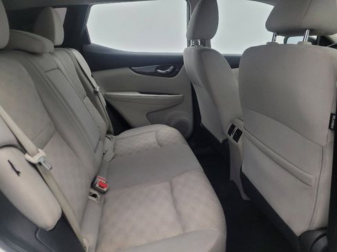 Used 2022 Nissan Rogue Sport SV image 19