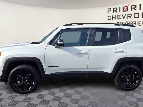 Used 2023 Jeep Renegade Altitude w/ Convenience Group I image 5