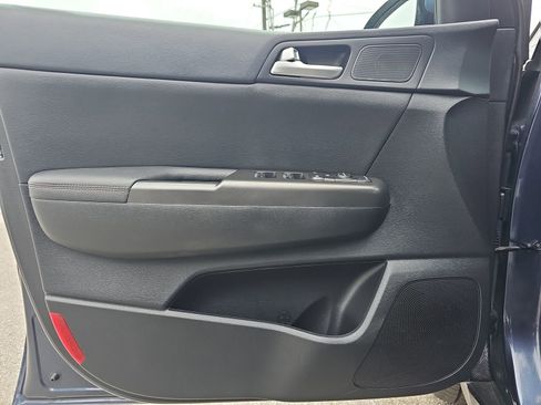 Used 2022 Kia Sportage Nightfall Edition FWD image 24