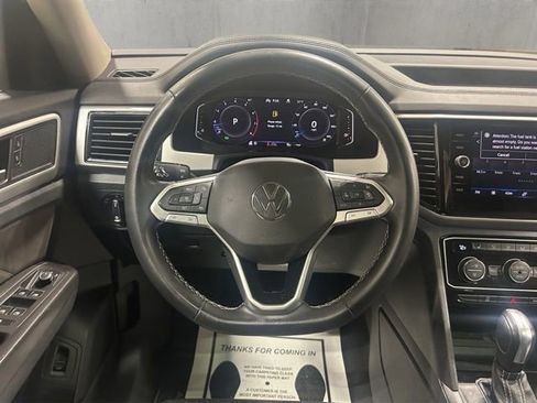 Used 2022 Volkswagen Atlas SEL AWD/4WD image 14