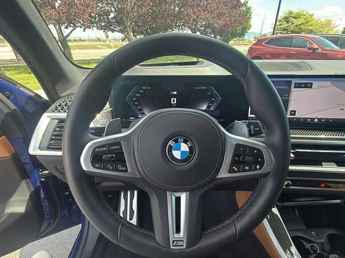 Used 2026 BMW X5 M60i AWD/4WD image 37