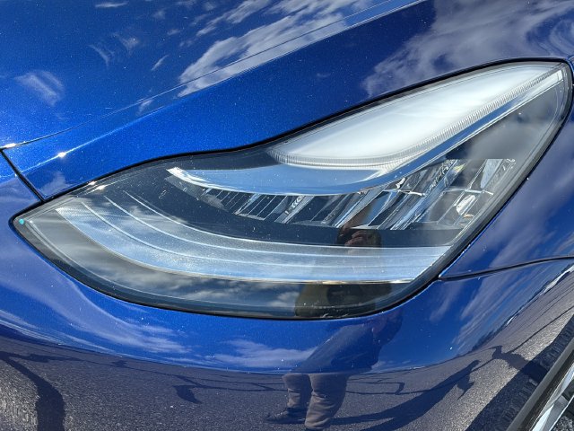Used 2023 Tesla Model Y Long Range AWD/4WD image 24