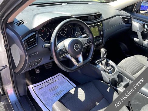 Used 2018 Nissan Rogue SV AWD/4WD image 11