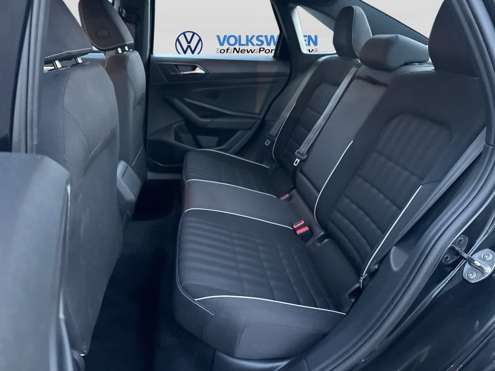 Used 2024 Volkswagen Jetta Sport FWD image 25