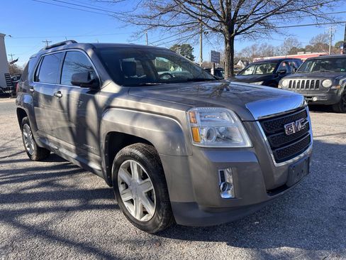 Used 2011 GMC Terrain SLT image 2