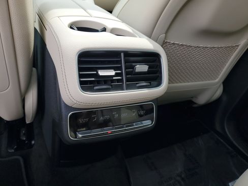 New 2026 Mercedes-Benz GLS 580 4MATIC image 14