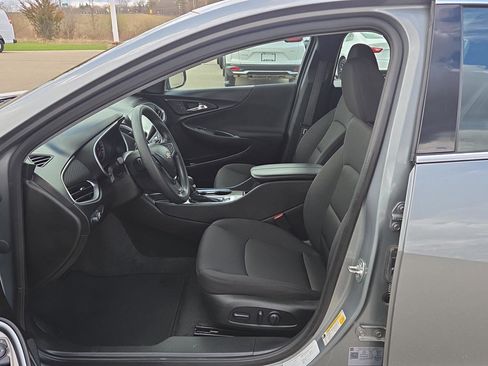 Used 2024 Chevrolet Malibu LT image 18