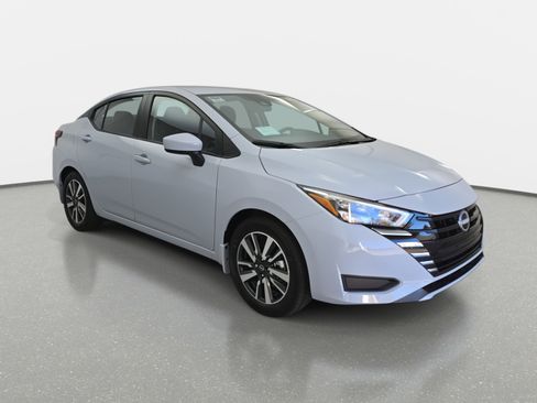 New 2025 Nissan Versa SV image 3