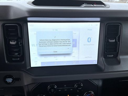 Used 2024 Ford Bronco Big Bend image 14