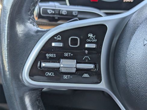 Used 2021 Mercedes-Benz GLS 580 4MATIC image 21