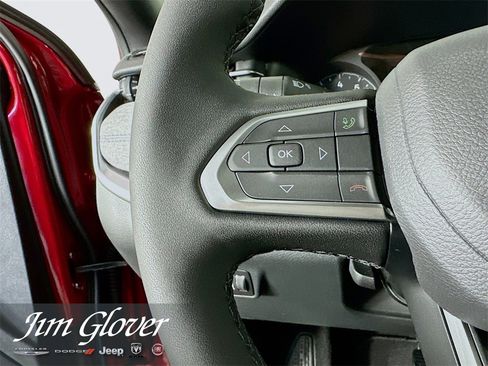 New 2026 Jeep Compass Latitude image 28