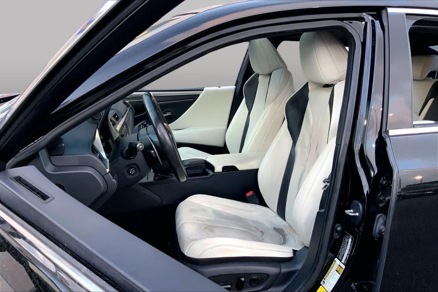 Used 2021 Lexus ES 350 F Sport w/ Special Edition FWD image 8