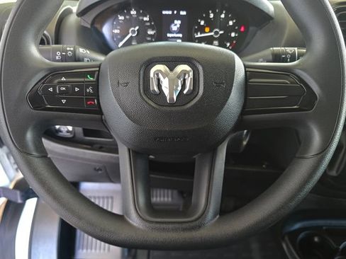 Used 2025 RAM ProMaster 2500 FWD image 15