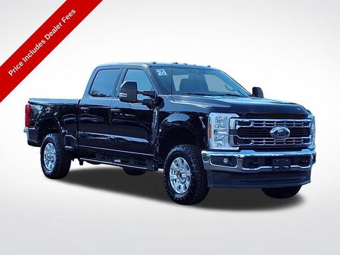 Used 2024 Ford F250 XLT w/ Snow Plow Prep Package AWD/4WD image 1
