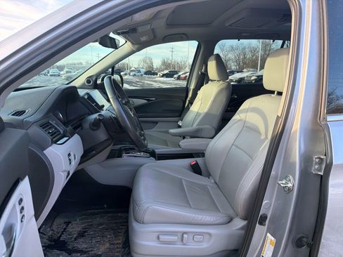 Used 2019 Honda Pilot Elite image 10