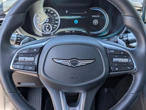 Used 2026 Genesis G70 2.5T image 18