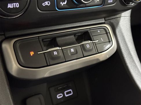 Used 2021 GMC Acadia Denali w/ Denali Technology Package image 18