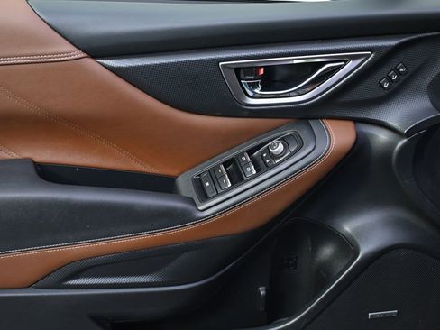 Used 2022 Subaru Forester Touring image 22