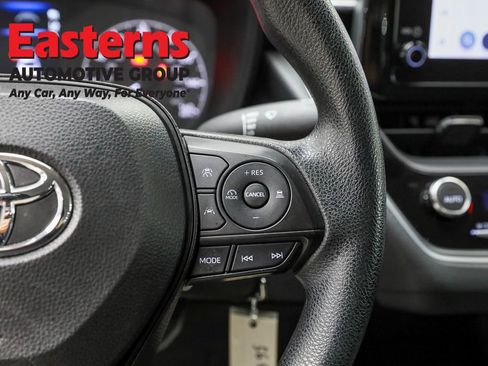 Used 2023 Toyota Corolla LE image 16