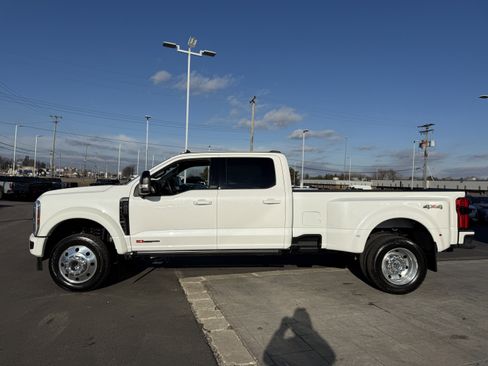 Used 2025 Ford F450 Platinum image 3