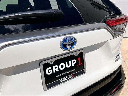 Used 2020 Toyota RAV4 XSE AWD/4WD image 31