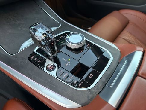 Used 2022 BMW X5 xDrive40i w/ M Sport Package image 24