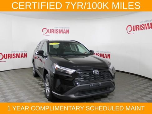Used 2025 Toyota RAV4 XLE AWD/4WD image 13