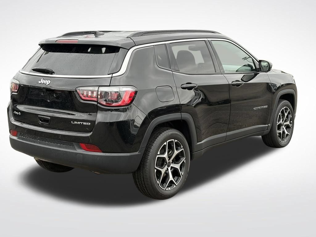 Used 2025 Jeep Compass Limited AWD/4WD image 6