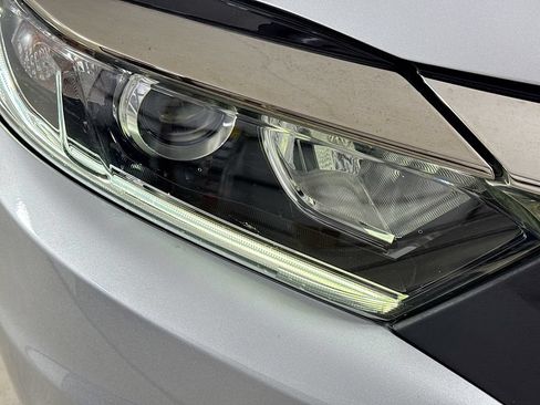 Used 2019 Honda HR-V LX image 36