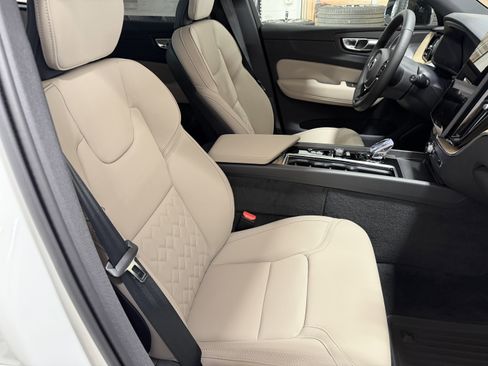 New 2026 Volvo XC60 T8 Plus w/ Protection Package Premier AWD/4WD image 24
