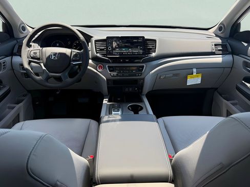 New 2026 Honda Ridgeline RTL image 17