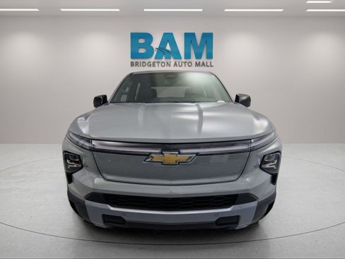 New 2026 Chevrolet Silverado EV LT image 2