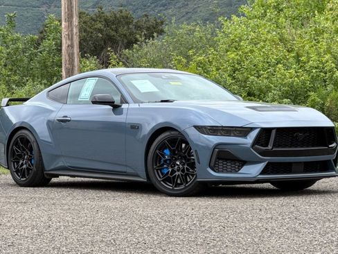 Used 2024 Ford Mustang GT Premium w/ GT Performance Package RWD image 2