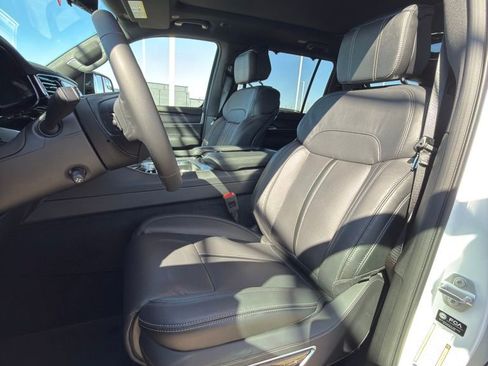 New 2026 Jeep Grand Wagoneer Summit w/ Premium Group III AWD/4WD image 16