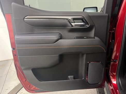 Used 2025 GMC Sierra 1500 AT4 w/ AT4 Premium Package image 27