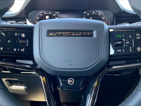 New 2025 Land Rover Range Rover Sport SV Edition Two image 21