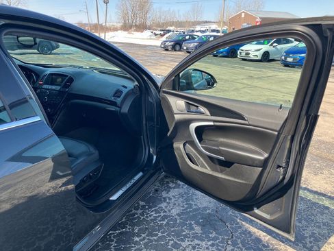 Used 2012 Buick Regal Premium image 12