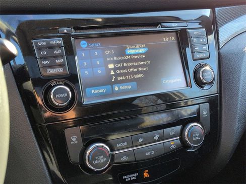 Used 2016 Nissan Rogue SL w/ SL Premium Package image 12