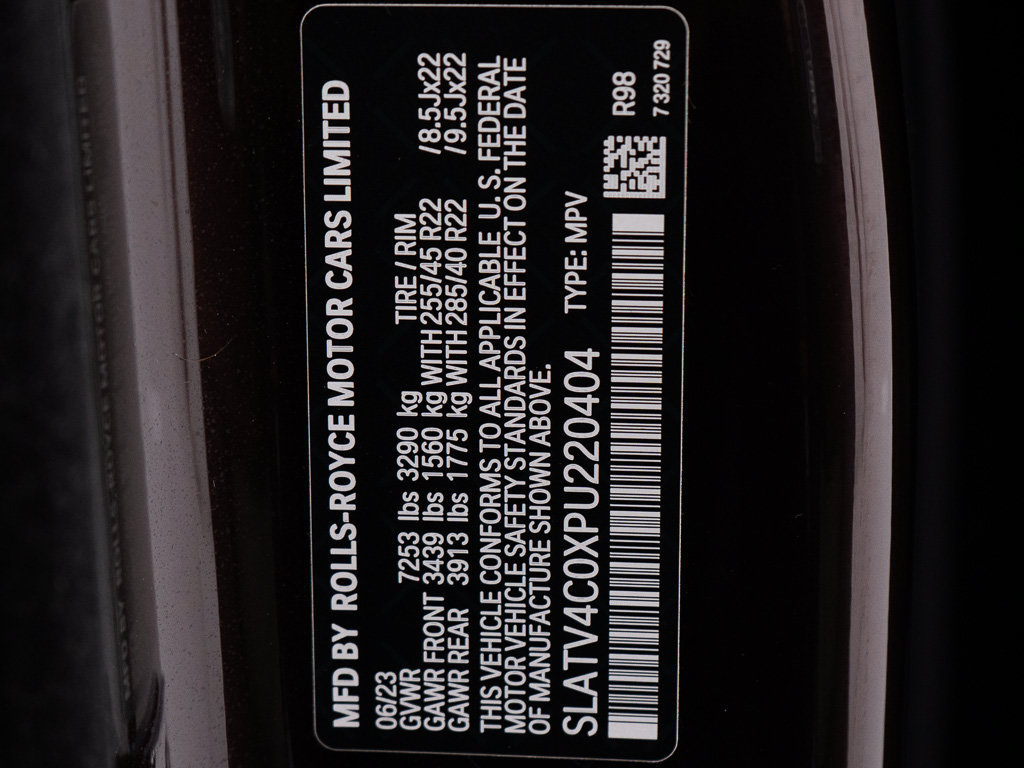 Certified 2023 Rolls-Royce Cullinan AWD/4WD image 58