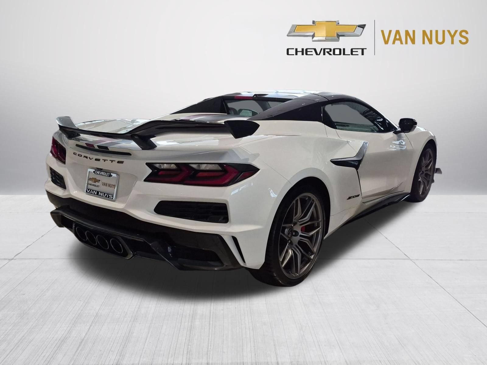 New 2027 Chevrolet Corvette Z06 RWD image 3