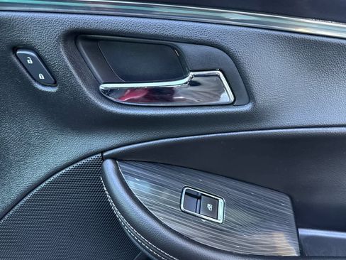 Used 2016 Chevrolet Impala LTZ image 18