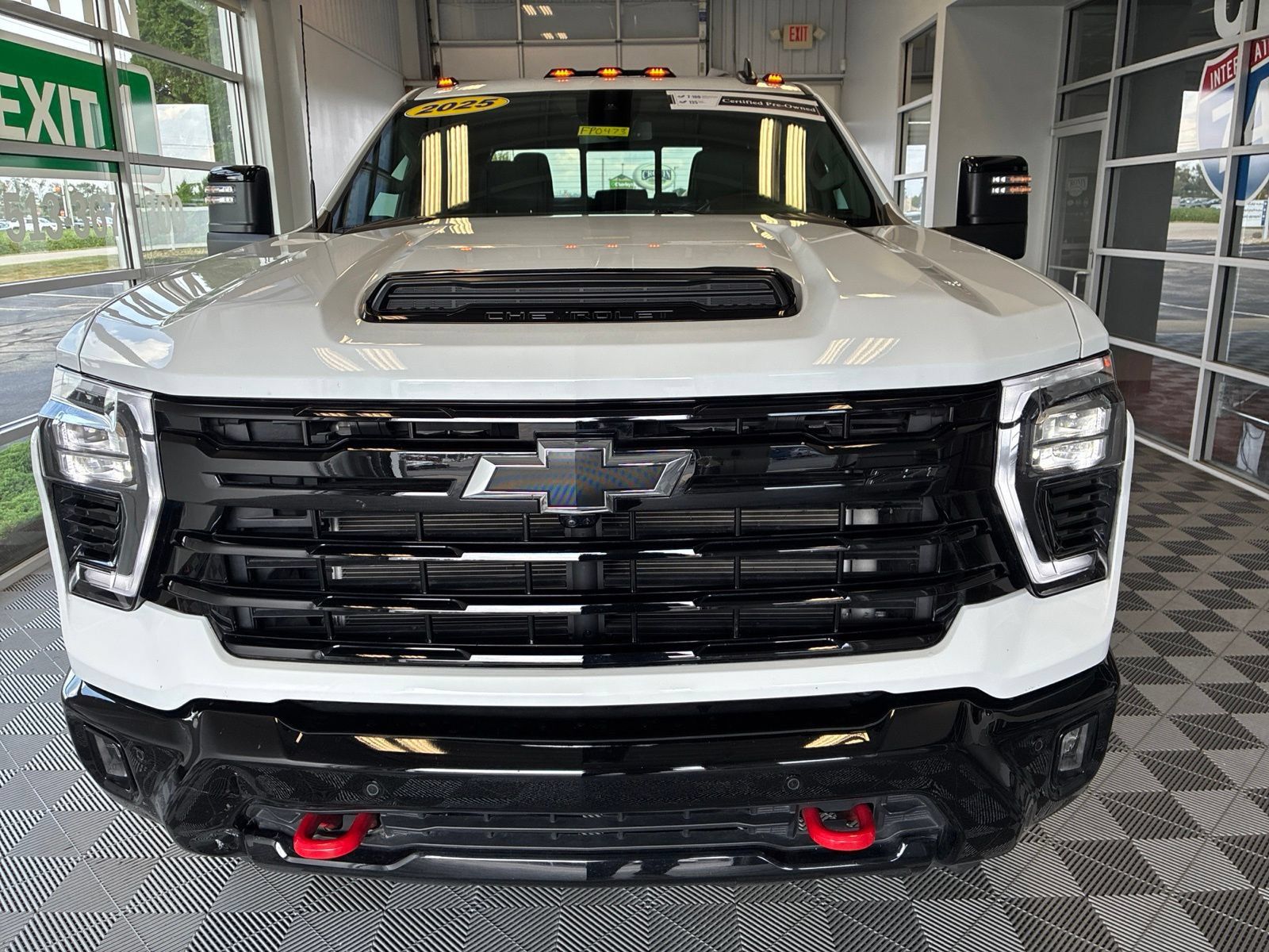 Used 2025 Chevrolet Silverado 2500 LT w/ Trail Boss Package AWD/4WD image 2