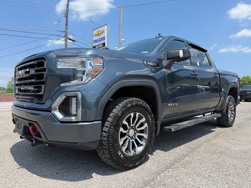 Used 2019 GMC Sierra 1500 AT4 w/ AT4 Premium Package AWD/4WD image 2