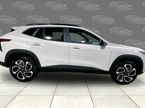 New 2026 Chevrolet Trax RS w/ Driver Confidence Package FWD image 5