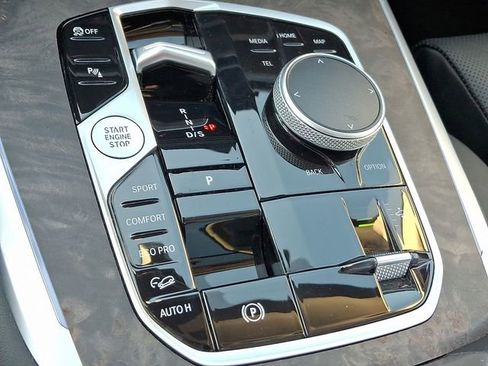 Certified 2025 BMW X7 xDrive40i image 14