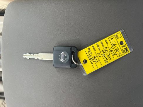 Used 2018 Nissan Frontier SV w/ Value Truck Package AWD/4WD image 27