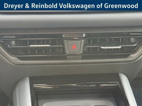 New 2026 Volkswagen Tiguan SEL R-Line image 20