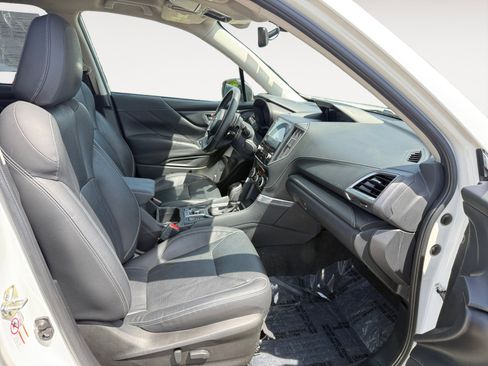 Used 2019 Subaru Forester Touring w/ Popular Package #3 AWD/4WD image 19