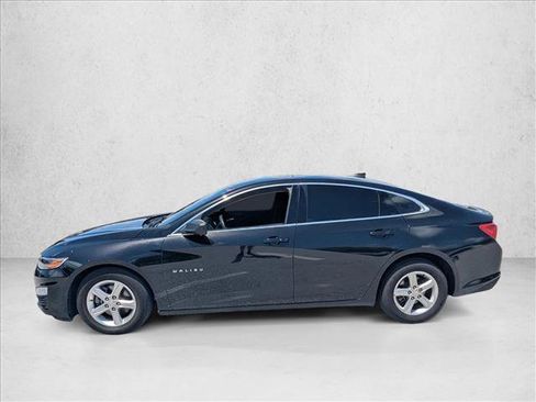 Used 2022 Chevrolet Malibu LS FWD image 4